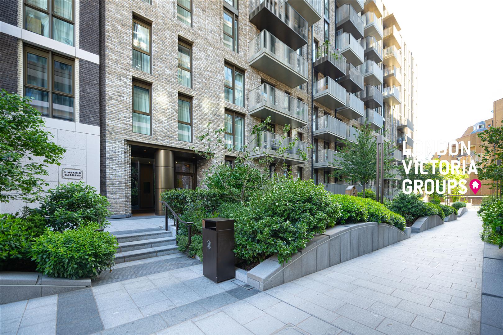 2 Merino Gardens, London
